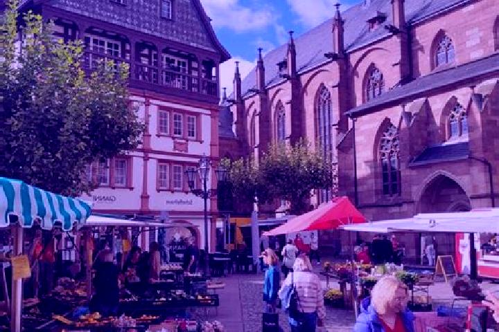 Riley, 29 — Escort in Neustadt am Main, Germany