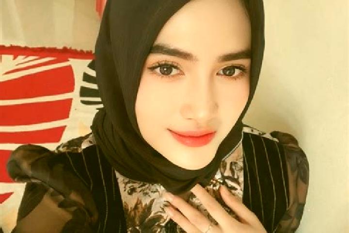 Riley, 29 — Escort in Parakanlima, Indonesia
