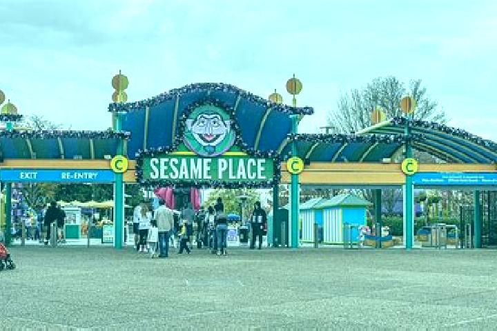 Riley, 29 — Escort in Sesame Park, Canada