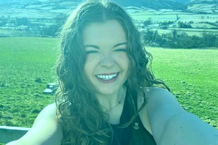 Riley, 29 — Escort in Upper Exeter, United States