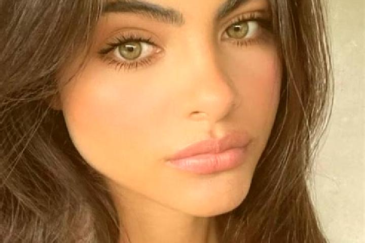 Riley, 30, a auburn green-eyed caucasian companion based in Bundoran. Offering Prostate Massage, 69, CIM, A-Level. Available for incall and outcall, overnigh...