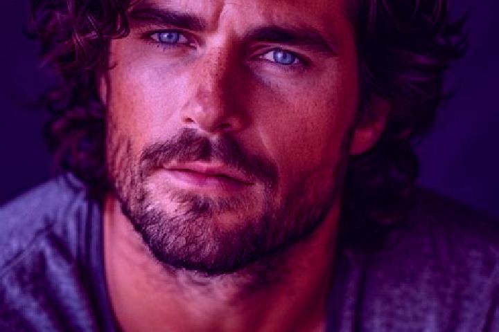 Riley, 30, a black grey-eyed mixed companion based in Haysyn. Offering OWO, 69, Overnight, BDSM, CIM. Available for incall and outcall, overnight bookings av...