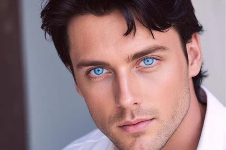 Riley, 30, a chestnut blue-eyed middle eastern companion based in Aleksandrovsk-Sakhalinskiy. Offering Roleplay, BDSM, Girlfriend Experience, OWO. Available ...