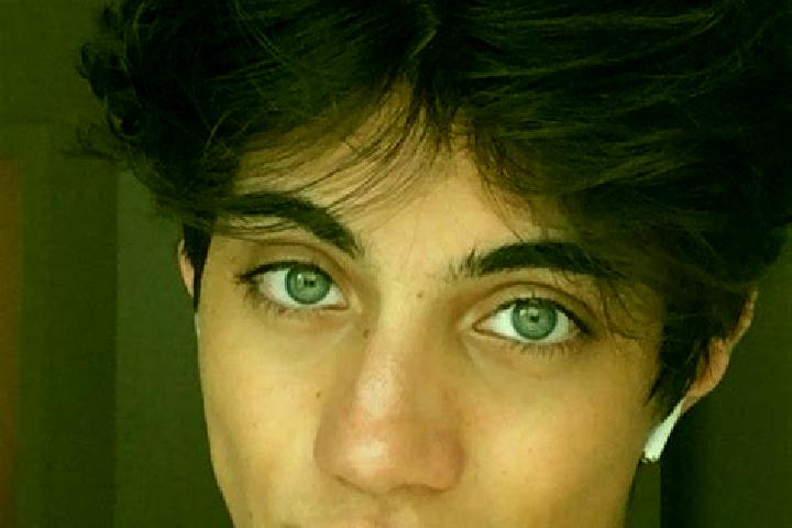 Riley, 30, a chestnut grey-eyed caucasian companion based in Palo Dulce. Offering Massage, Roleplay, CIM. Available for incall and outcall, overnight booking...