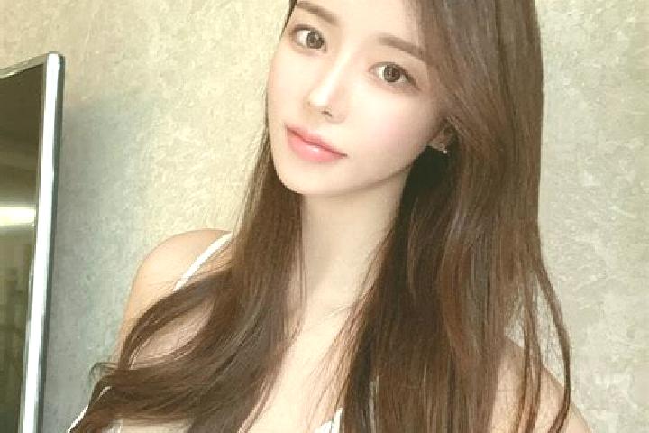 Riley, 30 — Escort in Banghai, China