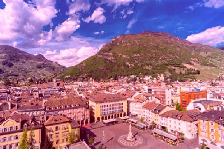 Riley, 30 — Escort in Bolzano Novarese, Italy