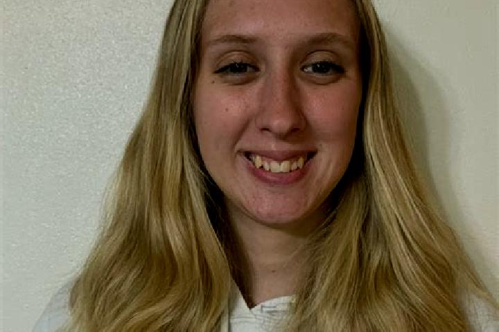Riley, 30 — Escort in Estherville, United States