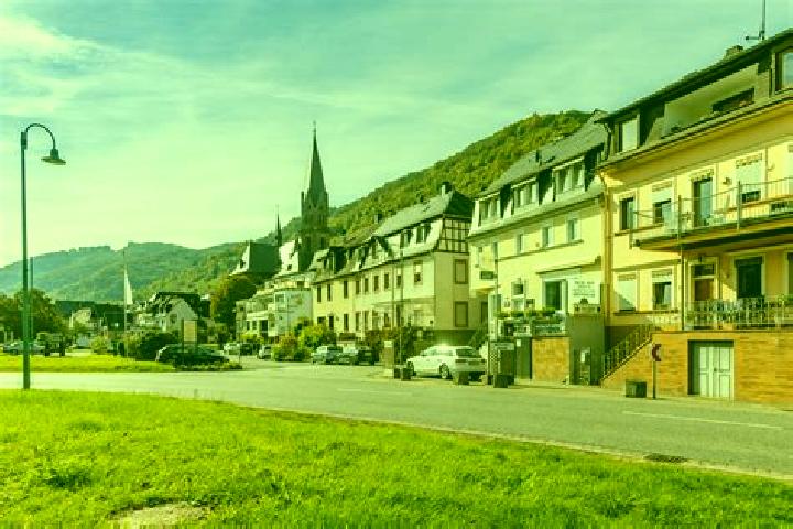 Riley, 30 — Escort in Sankt Aldegund, Germany