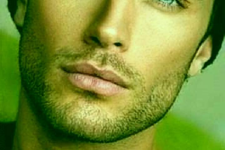 Riley, 31, a auburn blue-eyed slavic companion based in Araponga. Offering Prostate Massage, Roleplay, 69. Available for incall and outcall, overnight bookin...