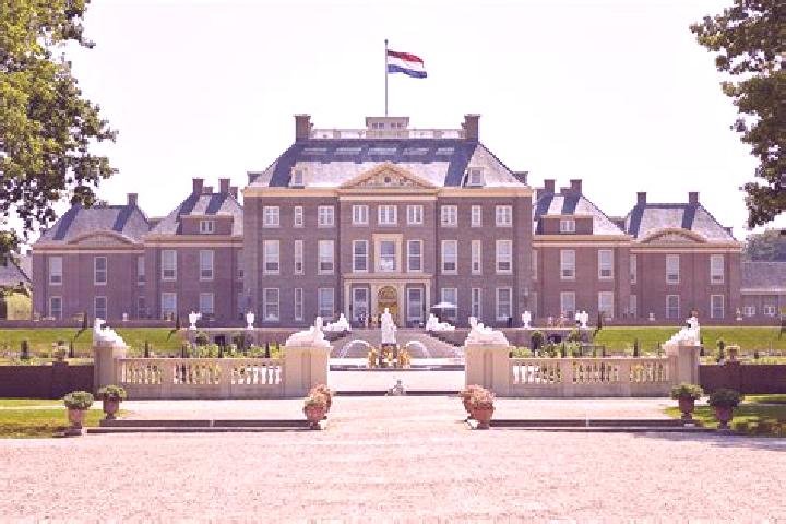 Riley, 31 — Escort in Het Loo, Netherlands