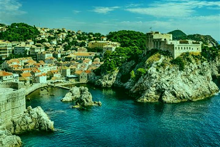 Riley, 31 — Escort in Kovacevac, Croatia