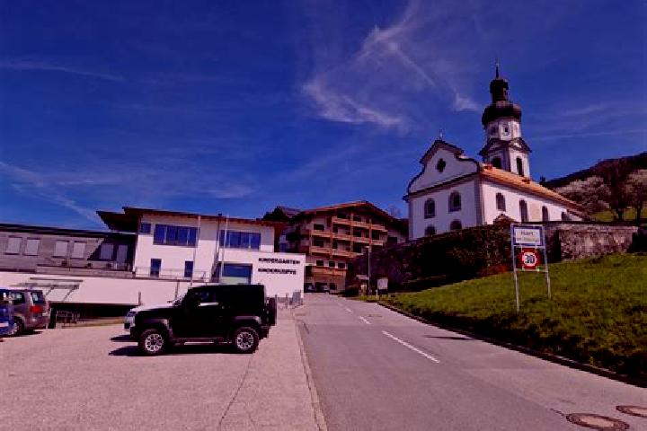 Riley, 31 — Escort in Oberhart, Austria