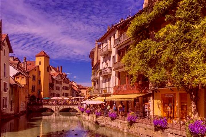 Riley, 31 — Escort in Parent, France