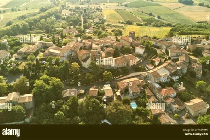 Riley, 31 — Escort in Razes, France