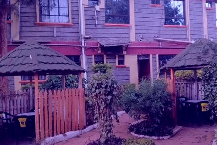 Riley, 31 — Escort in Wote, Kenya