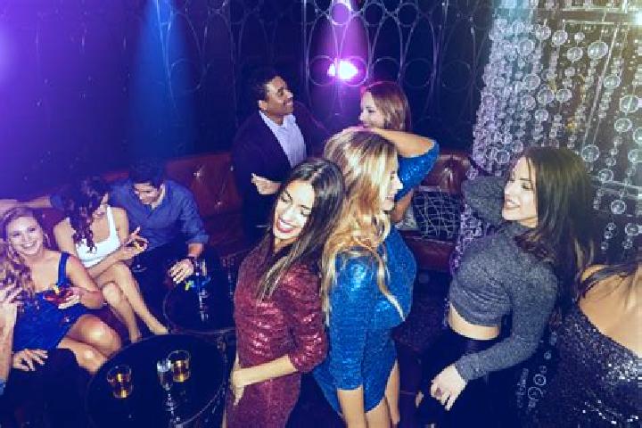 Riley, 32, a black dark-eyed ebony companion based in Fatehganj West. Offering Striptease, Deep French Kissing, Dinner Date. Available for incall and outcall...