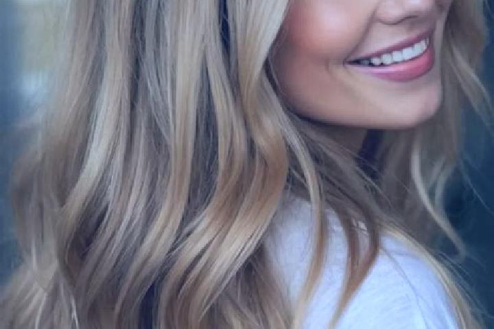 Riley, 32, a blonde hazel-eyed ebony companion based in Vila Verde. Offering Striptease, Overnight, Massage. Available for incall and outcall, day and evenin...