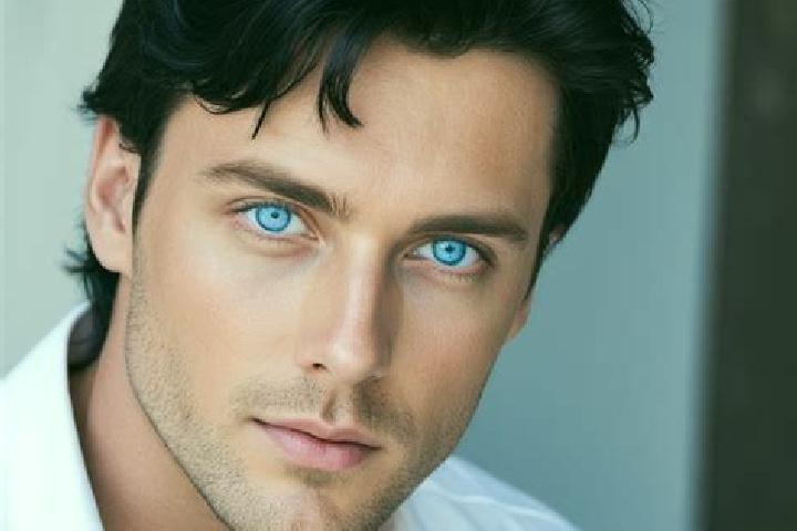 Riley, 32, a brunette blue-eyed middle eastern companion based in Al Mazar ash Shamali. Offering Tantra, 69, Domination, Overnight. Available for incall and ...