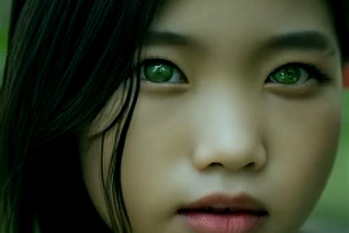 Riley, 32, a chestnut green-eyed asian companion based in Guitang. Offering Erotic Massage, Couples, Domination. Available for incall and outcall, day and ev...