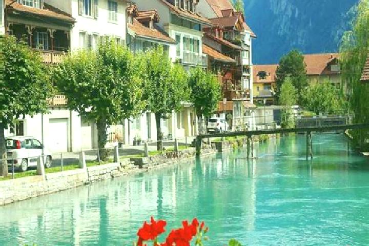 Riley, 32 — Escort in Eiken, Switzerland