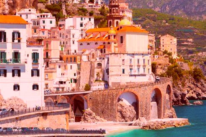 Riley, 32 — Escort in Lipari, Italy