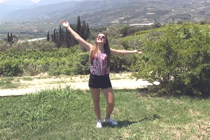 Riley, 32 — Escort in Livanates, Greece