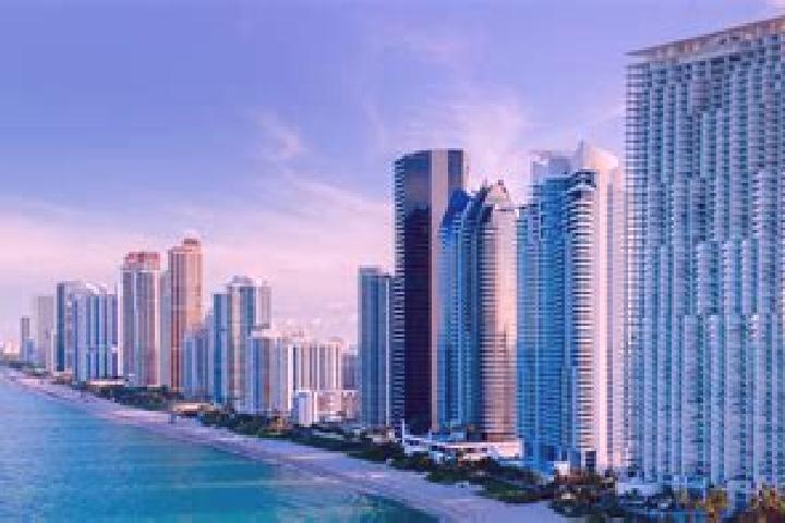 Riley, 32 — Escort in Sunny Isles Beach, United States