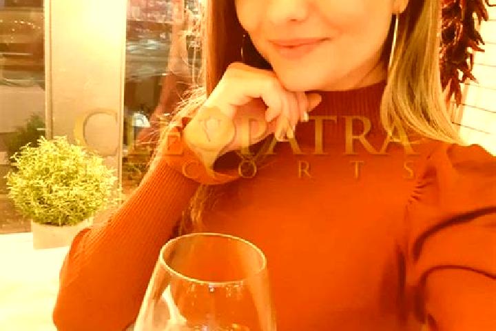 Riley, 33, a blonde amber-eyed asian companion based in Santiago Tejocotillos. Offering Overnight, Prostate Massage, Dinner Date, 69, OWO. Available for inca...