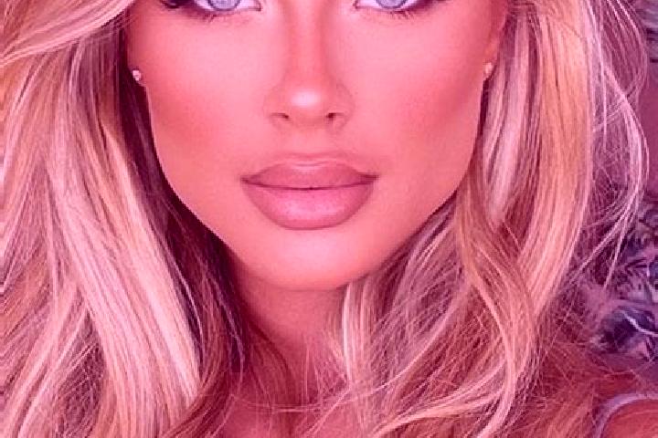 Riley, 33, a blonde blue-eyed latina companion based in Tapo. Offering CIM, OWO, Fetish, Striptease, Party Girl. Available for incall and outcall, day and ev...