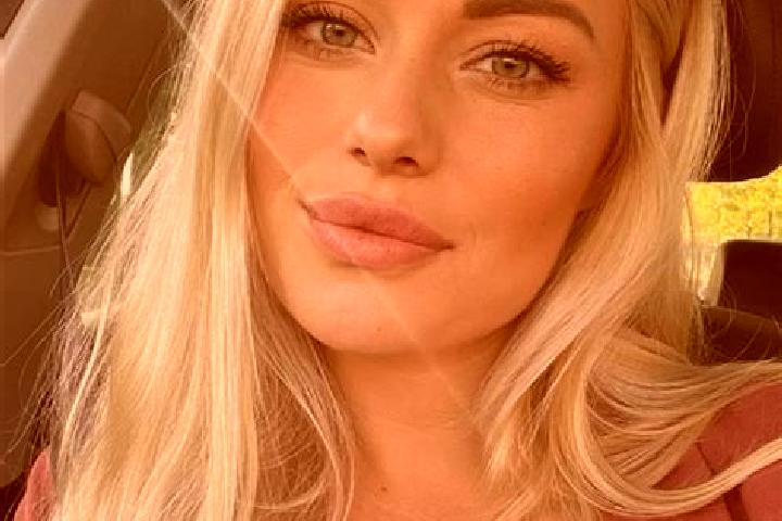 Riley, 33, a blonde hazel-eyed caucasian companion based in Shanglaxiu. Offering OWO, Deep French Kissing, Erotic Massage. Available for incall and outcall, ...