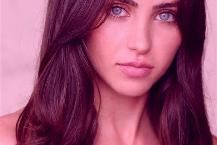 Riley, 33, a brunette dark-eyed mediterranean companion based in Nova Santa Rita. Offering Overnight, Massage, CIM. Available for incall and outcall, overnig...