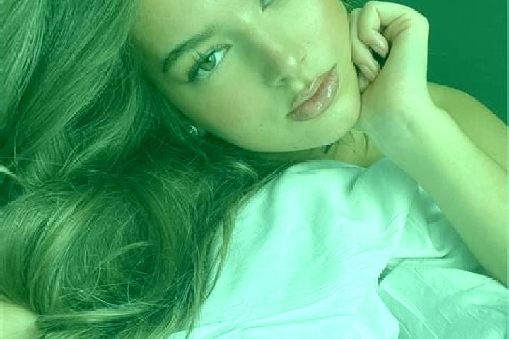Riley, 33, a chestnut hazel-eyed latina companion based in As Pontes de Garcia Rodriguez. Offering Travel Companion, Massage, BDSM, A-Level, CIM. Available f...