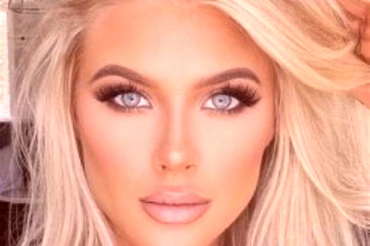 Riley, 33, a platinum blonde amber-eyed ebony companion based in Seddon. Offering Prostate Massage, OWO, 69, Deep French Kissing, Domination. Available for i...