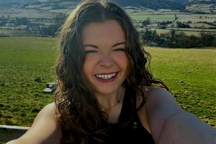 Riley, 33 — Escort in Gwynn, United States