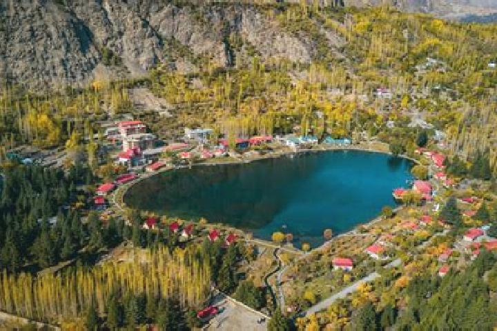 Riley, 33 — Escort in Karaundi, Pakistan