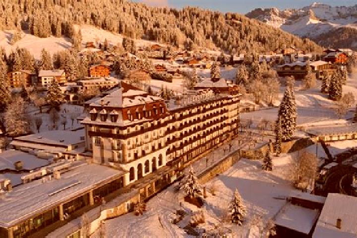 Riley, 33 — Escort in Villars-sur-Ollon, Switzerland