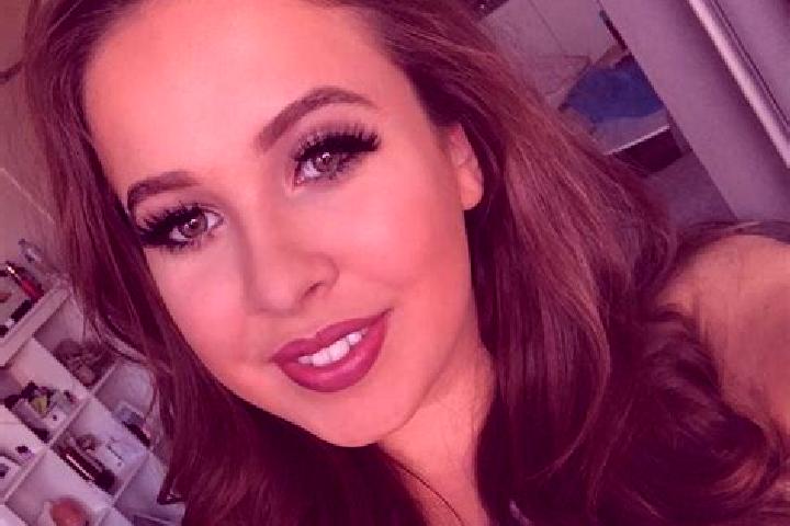 Riley, 34, a blonde dark-eyed caucasian companion based in Estada. Offering Girlfriend Experience, Dinner Date, Overnight, Deep French Kissing. Available for...
