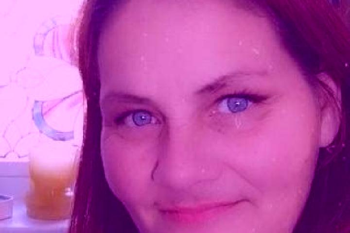 Riley, 34, a red brown-eyed caribbean companion based in Kurara. Offering Party Girl, Fetish, Erotic Massage, Dinner Date. Available for incall and outcall, ...