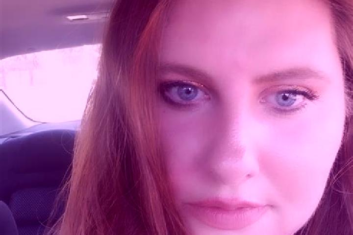 Riley, 34 — Escort in Droue, France