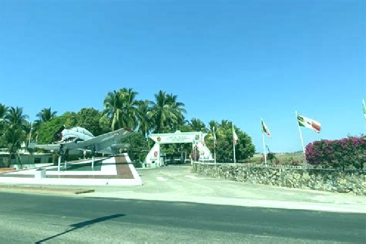 Riley, 34 — Escort in El Cipres, Mexico