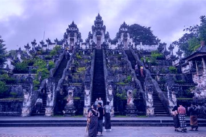 Riley, 34 — Escort in Hantara, Indonesia