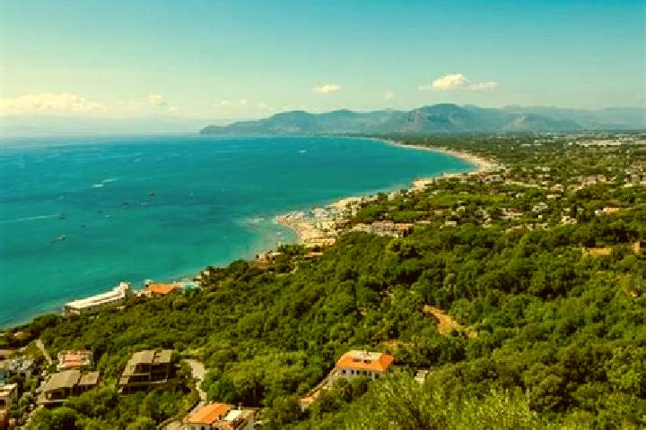 Riley, 34 — Escort in San Felice, Italy