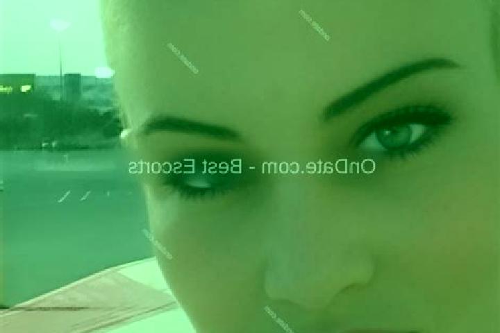 Riley, 34 — Escort in Struzna, Czech Republic