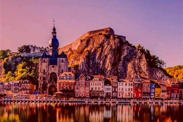 Riley, 34 — Escort in Virelles, Belgium