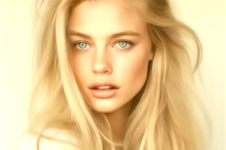 Riley, 35, a blonde amber-eyed slavic companion based in Eibar. Offering Duos, Erotic Massage, Tantra. Available for incall and outcall, day and evening dates.