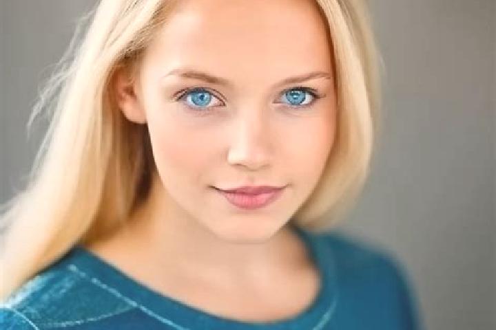 Riley, 35, a blonde blue-eyed ebony companion based in Chitral. Offering Erotic Massage, OWO, Girlfriend Experience, 69. Available for incall and outcall, da...