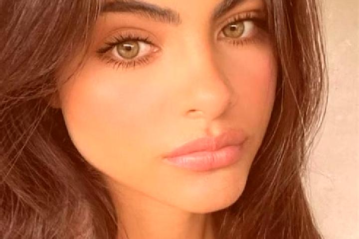 Riley, 35, a brunette green-eyed middle eastern companion based in Guanghe Chengguanzhen. Offering OWO, Domination, Striptease, Dinner Date, Duos. Available ...