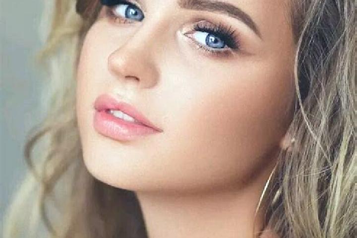 Riley, 35, a dark blonde blue-eyed ebony companion based in Bokaa. Offering Travel Companion, Couples, Striptease. Available for incall and outcall, day and ...