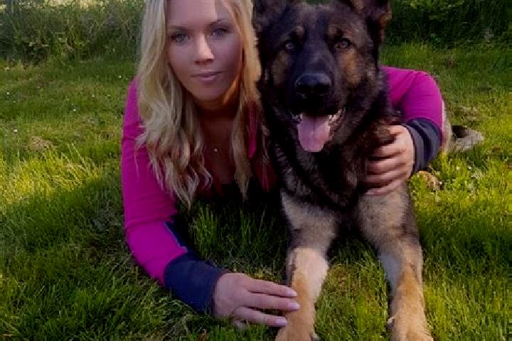 Riley, 35 — Escort in Giekau, Germany