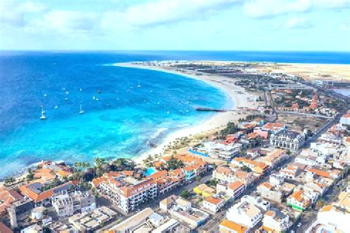 Riley, 35 — Escort in Praia Formosa, Cape Verde